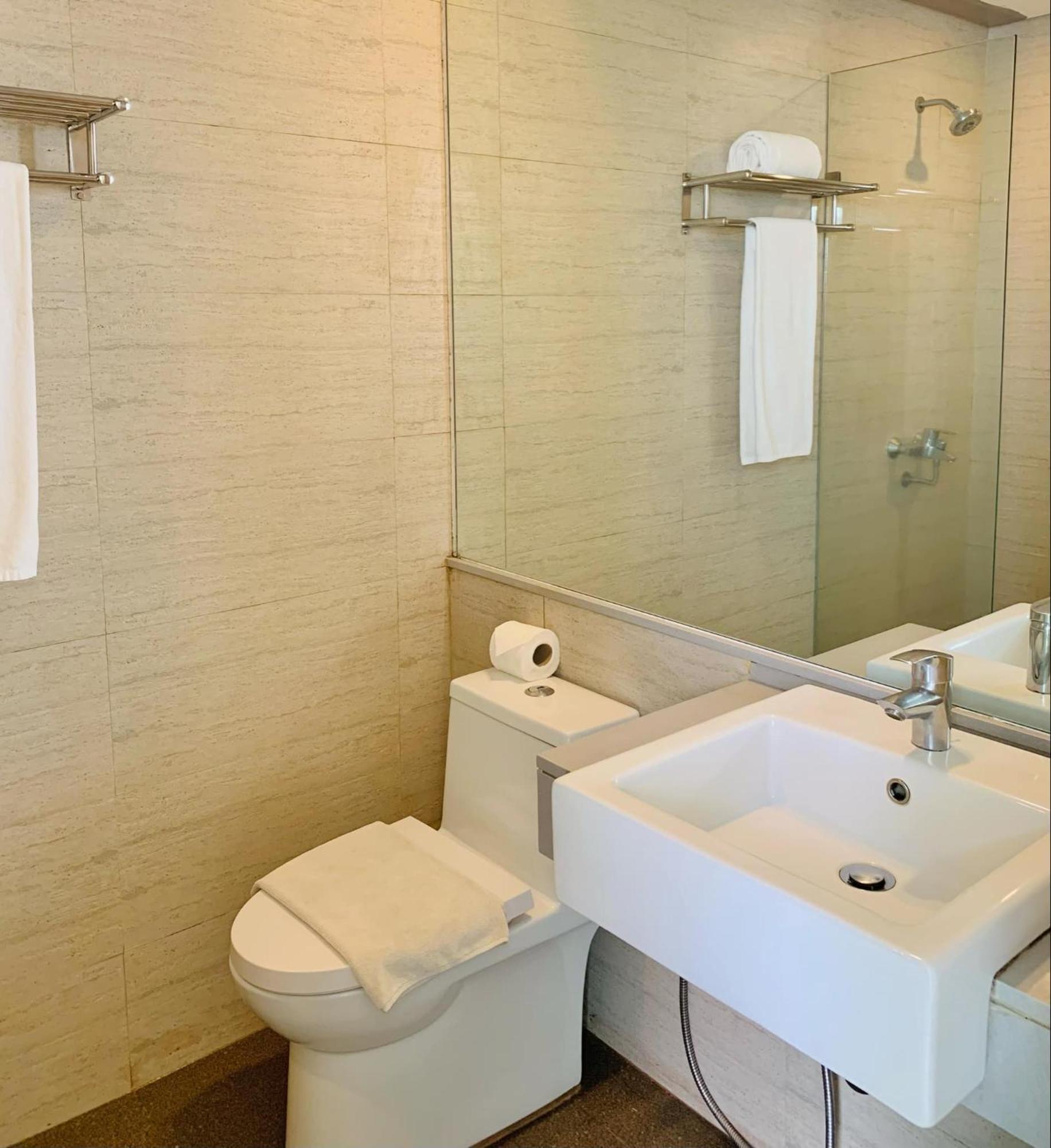 Kojo Hotel Tagum Eksteriør billede